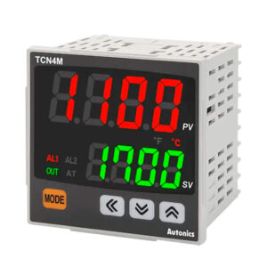 TCN4M-24R.jpg Controlador De Temperatura Digital 2 Display 72x72 mm TCN4M-24R 100-240VAC Autonics